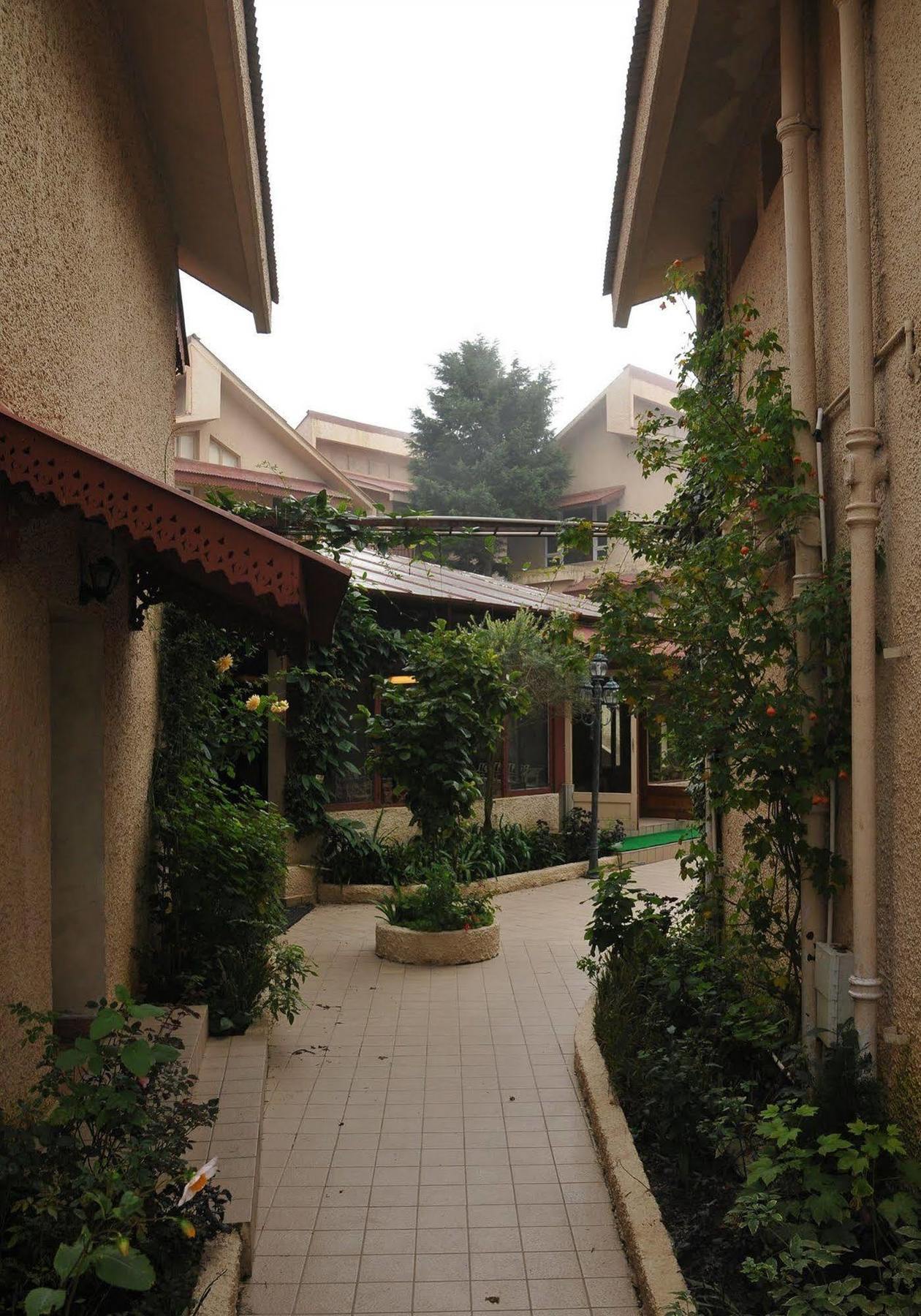 Hotel Club Mahindra Mussoorie Extérieur photo