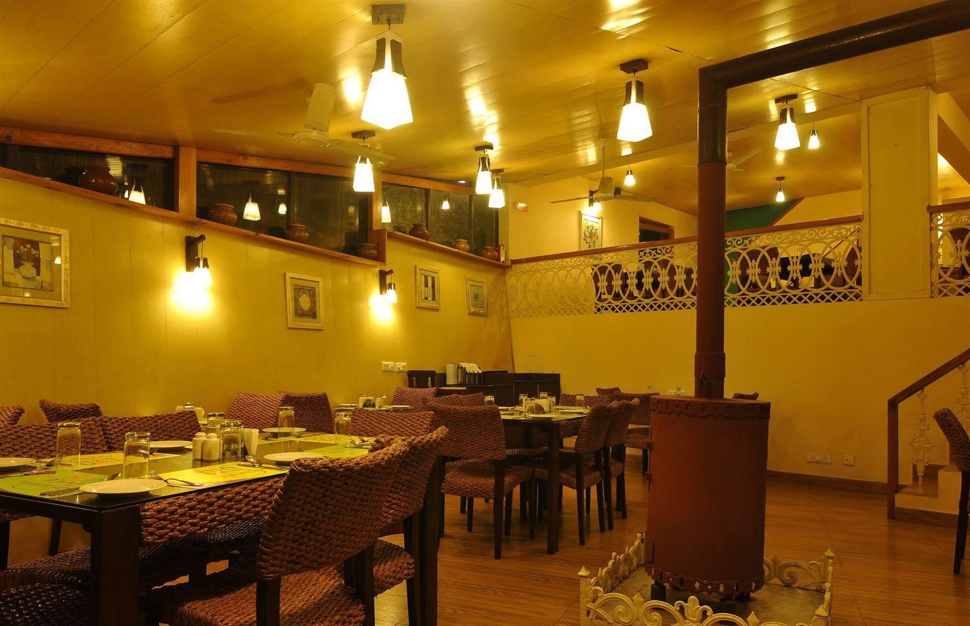 Hotel Club Mahindra Mussoorie Extérieur photo